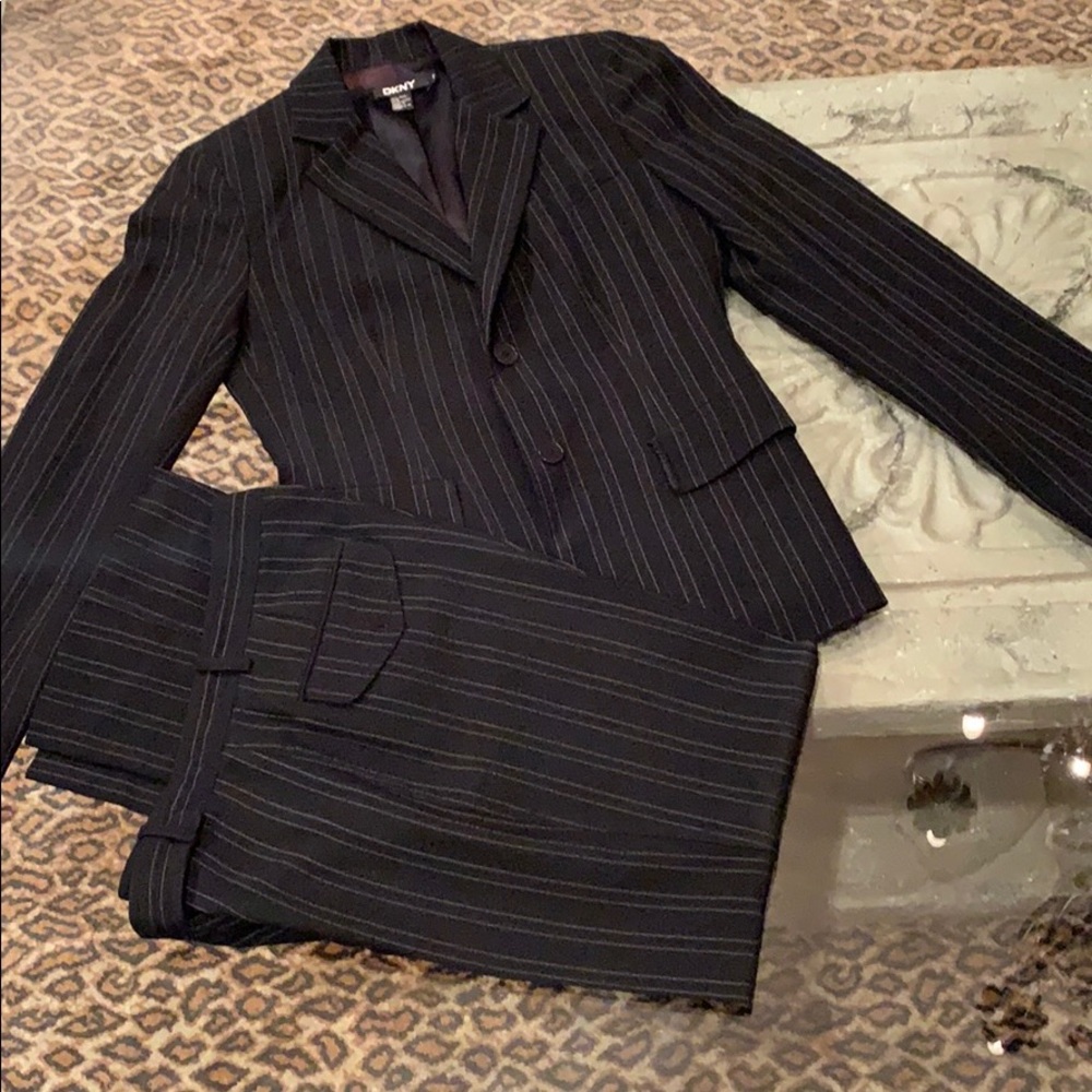 DKNY Double Pinstriped Suit, black, size 6